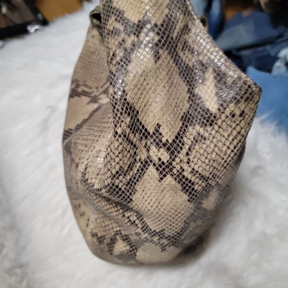 Michael Kors Fulton Python Women's Shoulder Bag - Picture 3 of 10